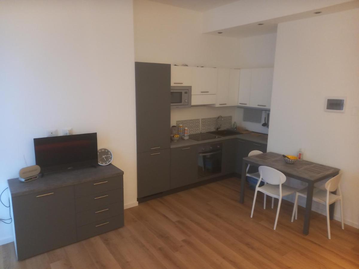 Апартаменты Bilocale 7 Piano Balcone Vista Skyline Милан Экстерьер фото
